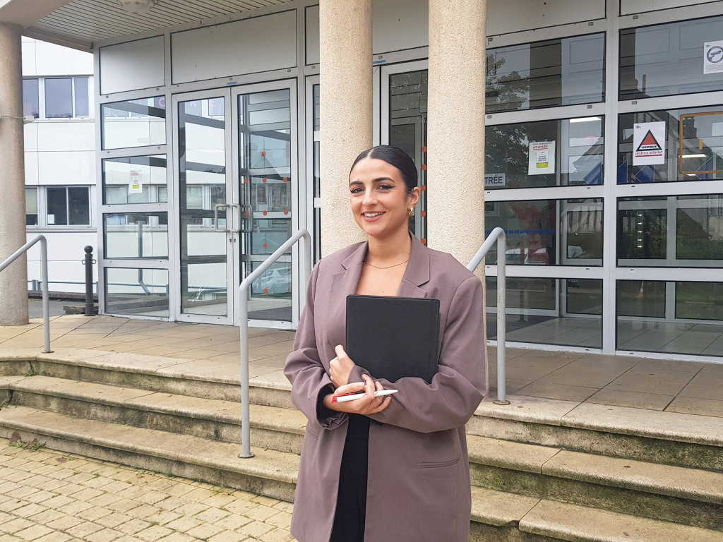 Louisa Atmani Directrice-adjointe CH Eure Seine Seine Responsable Hôpital de Vernon