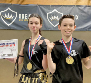 Sports Cobra Muay Thaï Lily Tylio Champions de France Boxe Thaïlandaise Arts Martiaux